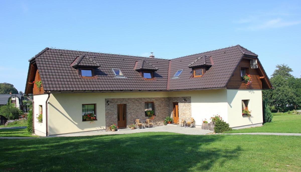 Apartmany Černá Voda Екстериор снимка